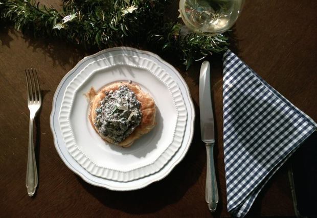 Puy-Linsen auf Blätterteil